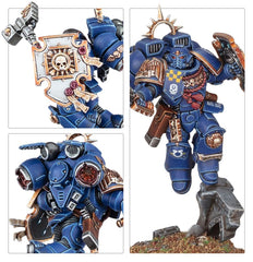 Warhammer 40k: Space Marines Captain With Jump Pack and Relic Shield | Dragon's Lair Comics and Fantasy Houston TX