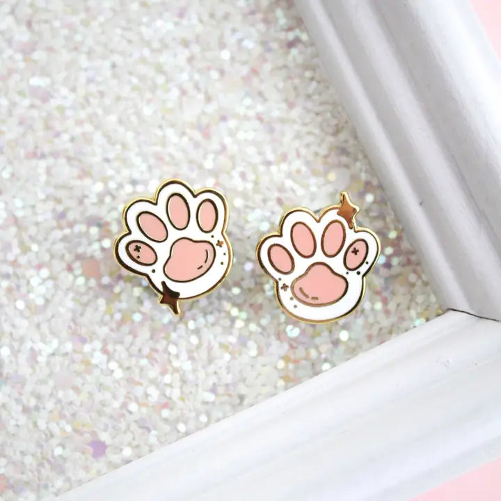 Occasionalish - Toe Beans Enamel Pin | Odin's Place