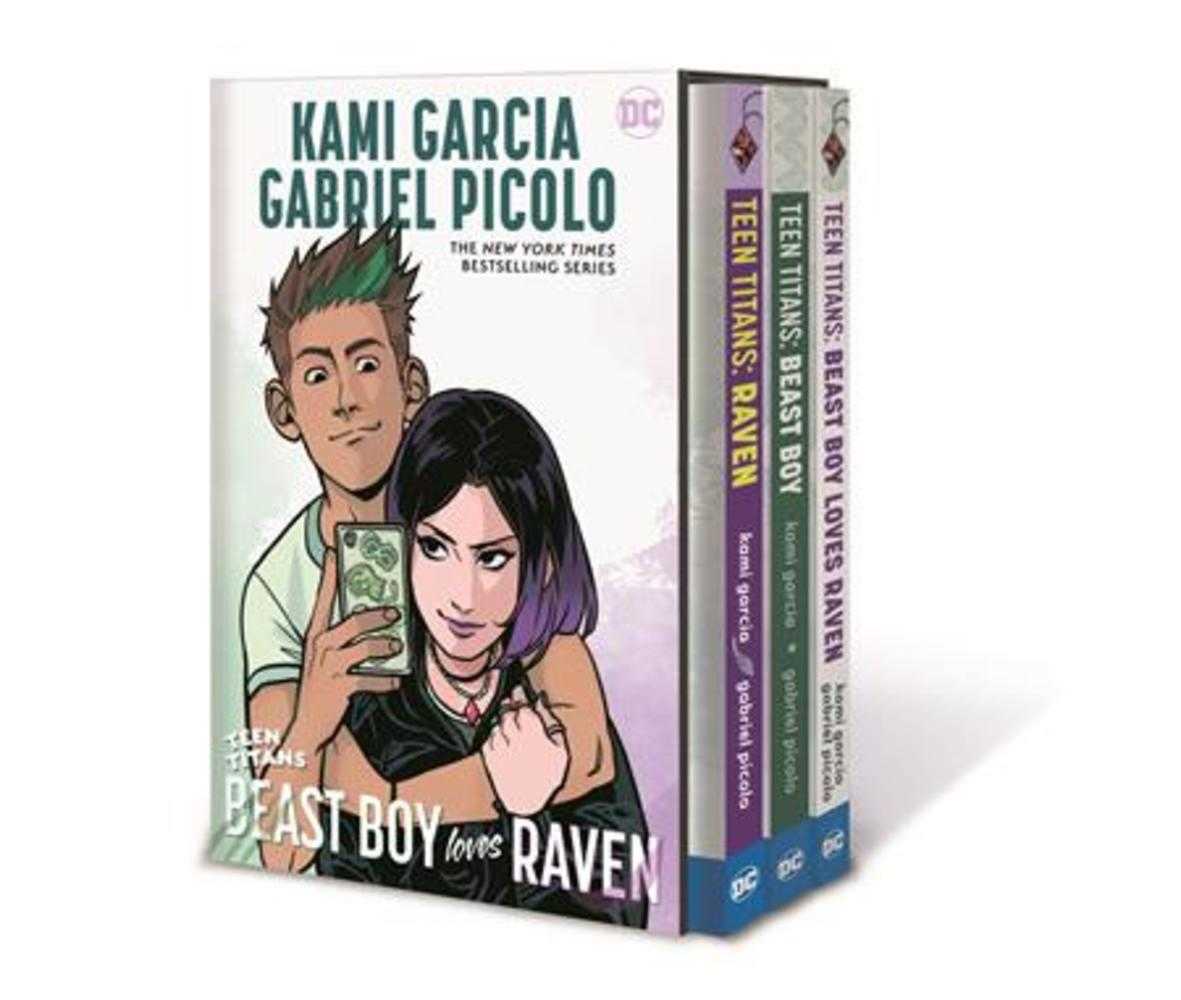 Teen Titans Raven Beast Boy And Beast Boy Loves Raven Box Set | Dragon's Lair Comics and Fantasy Houston TX