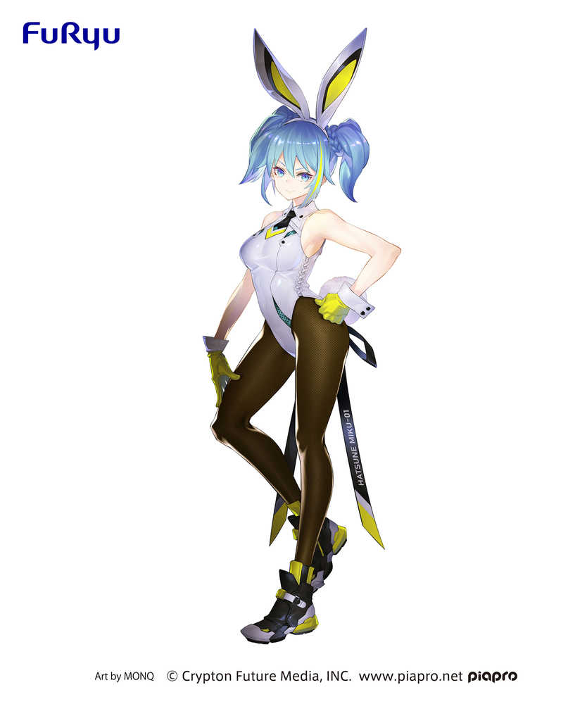 Hatsune Miku Bicute Bunnies PVC Figure Street Ver | Dragon's Lair Comics and Fantasy Houston TX