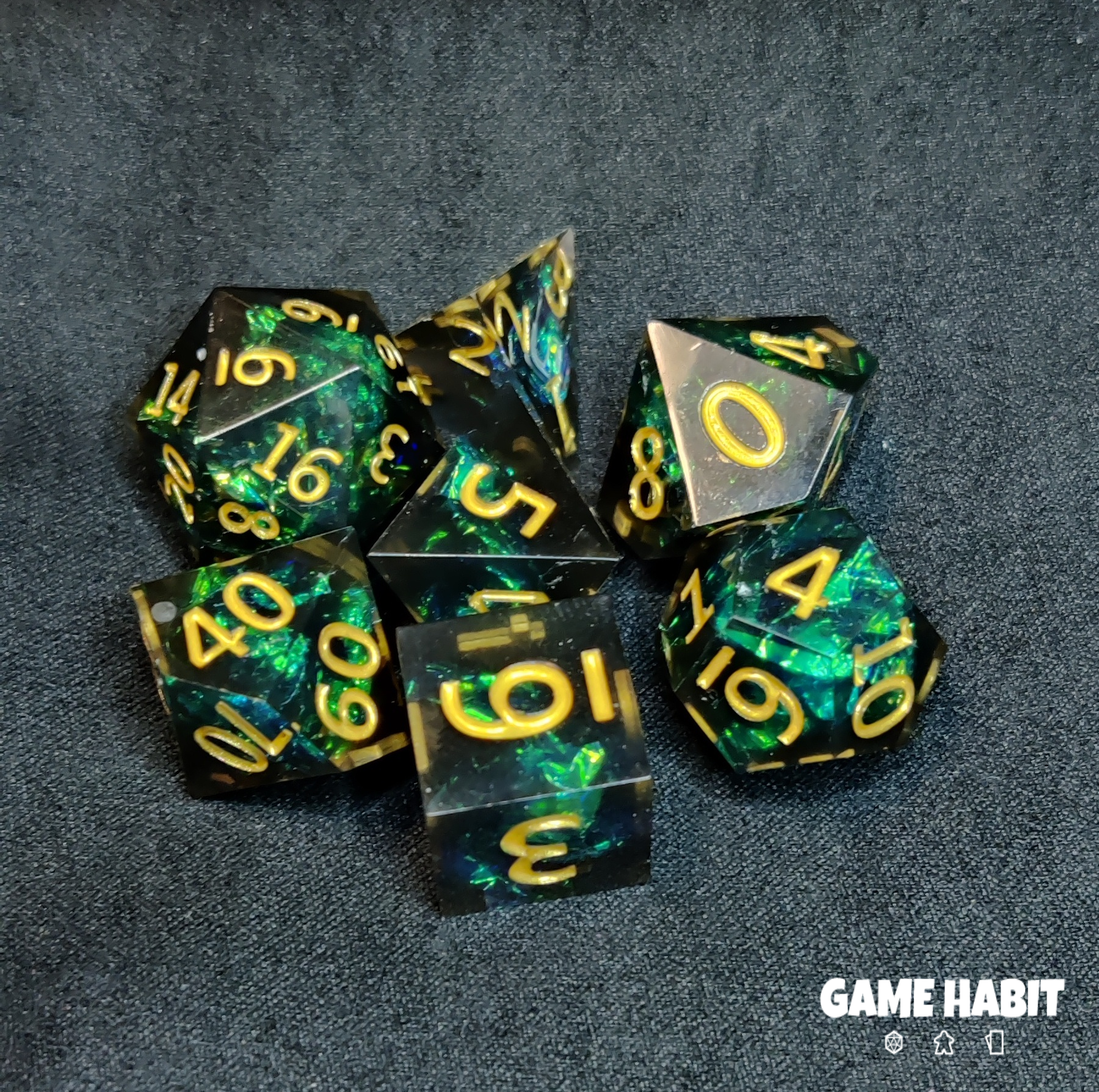 Game Habit  Split Decision Poly 7 Dice Set | Dragon's Lair Comics and Fantasy Houston TX