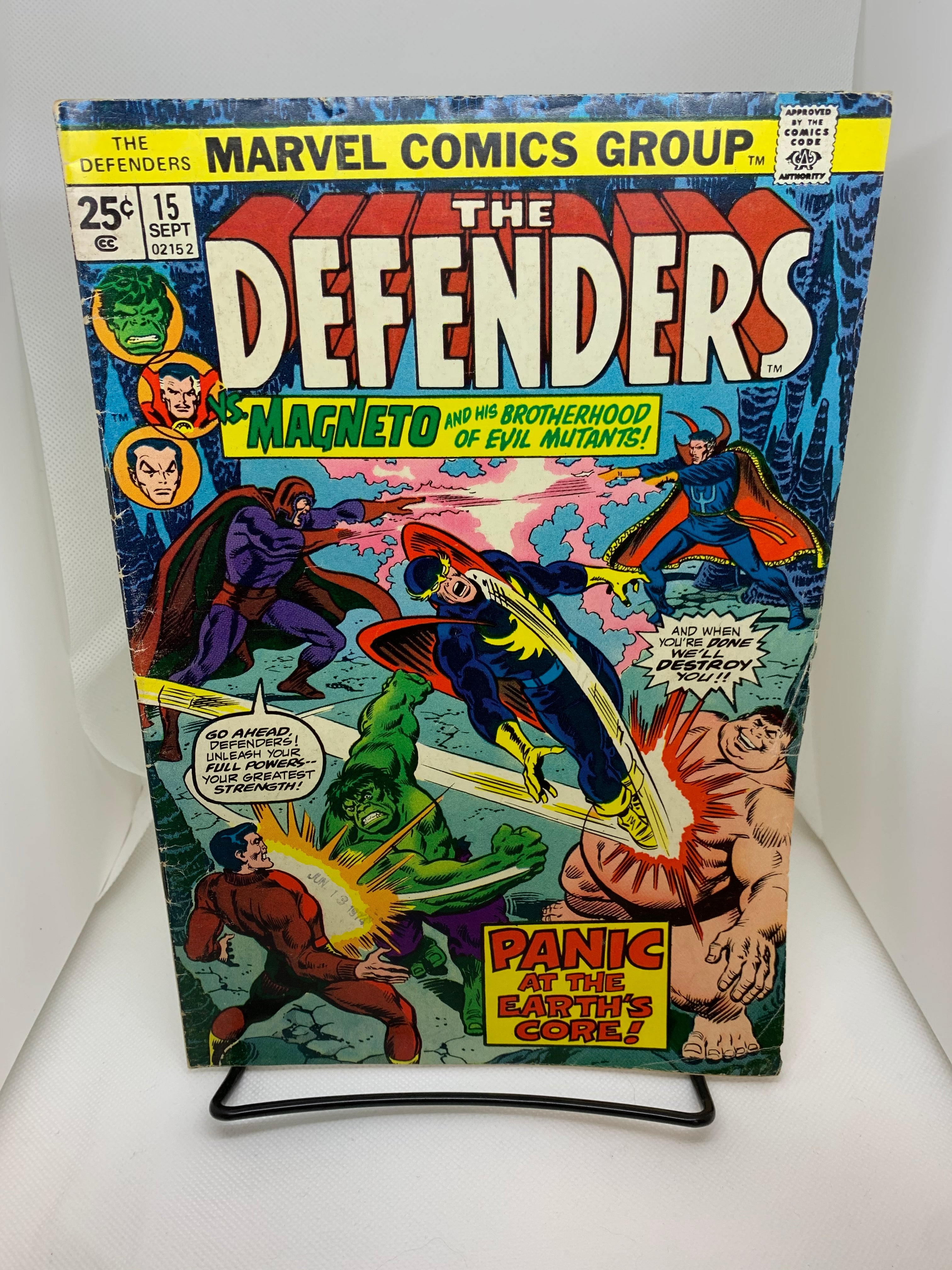 The Defenders #15 | Dragon's Lair Comics and Fantasy Houston TX