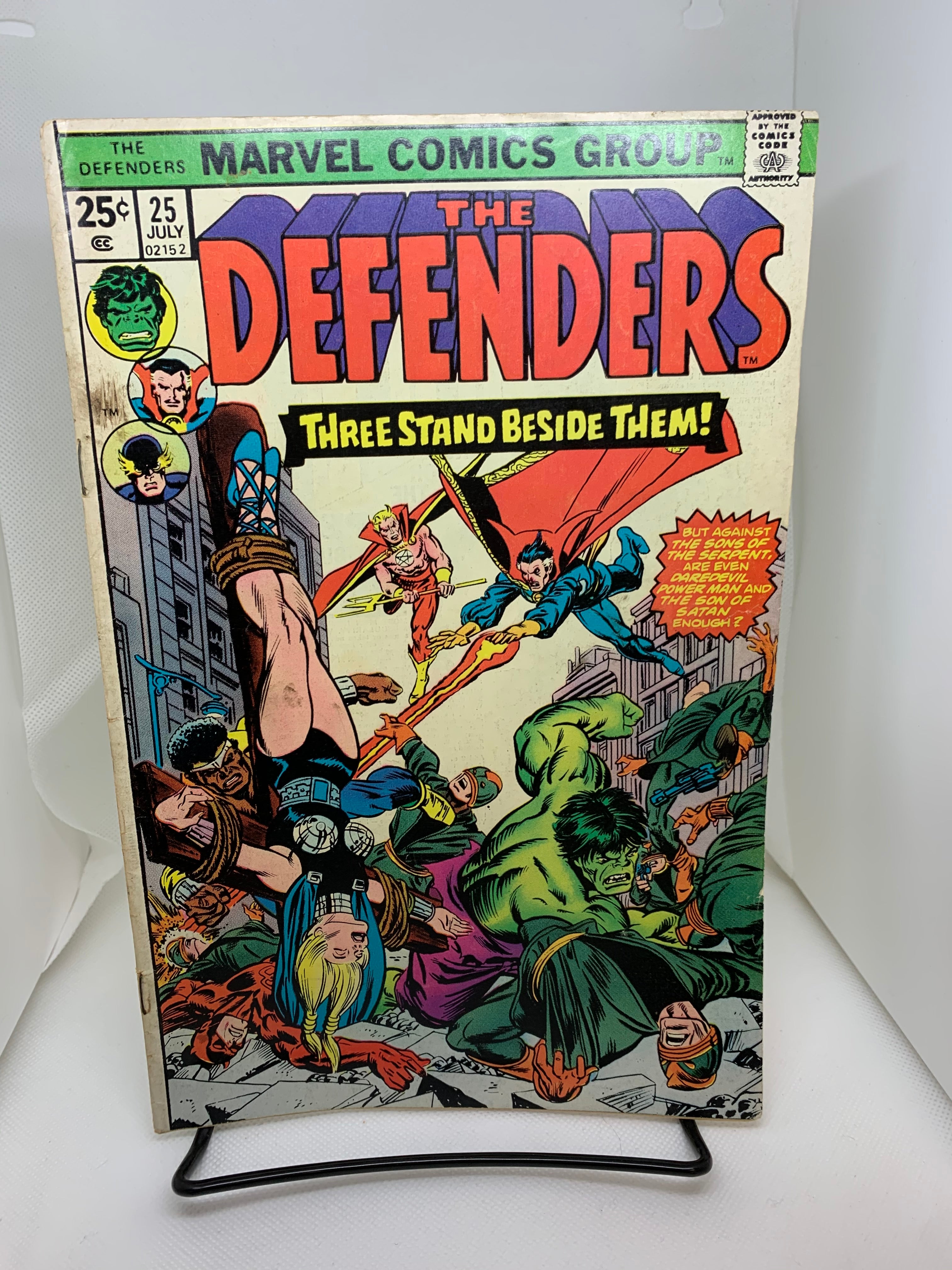 The Defenders #25 | Dragon's Lair Comics and Fantasy Houston TX