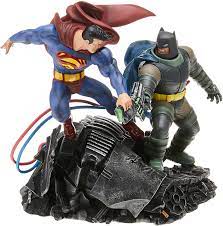 DC Collectibles The Dark Knight Returns: Batman Vs. Superman Mini Battle Statue | Dragon's Lair Comics and Fantasy Houston TX
